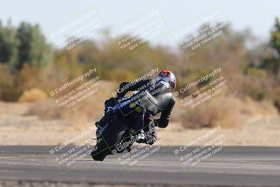 media/Dec-18-2022-SoCal Trackdays (Sun) [[8099a50955]]/Turn 7 Backside (1125am)/